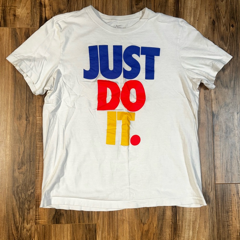 Nike White T-Shirt with Bold Graphic